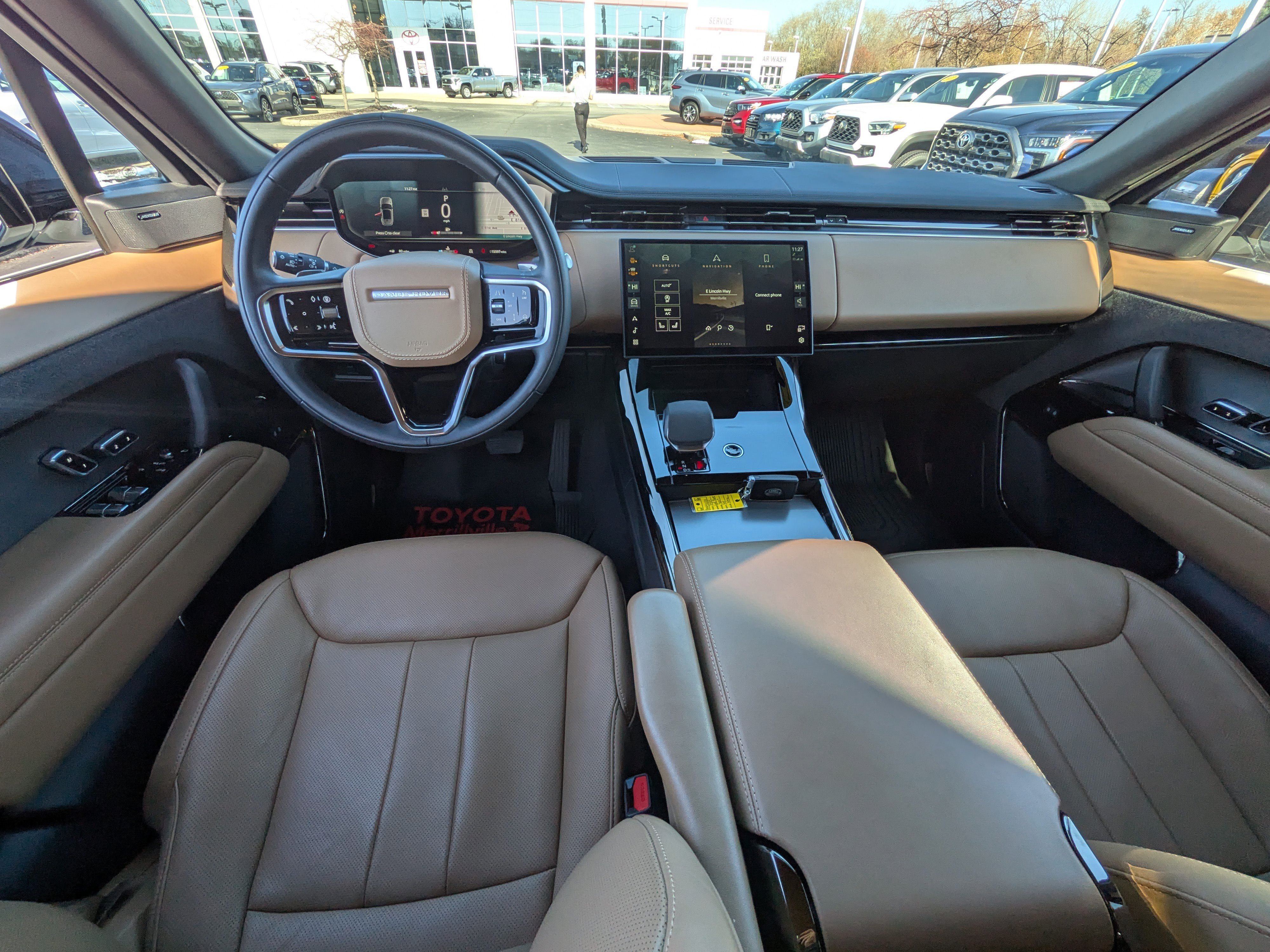 Used 2024 Land Rover Range Rover Sport SE image 14