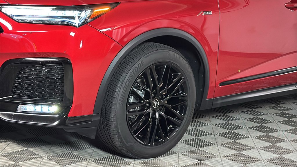 Used 2025 Acura MDX A-Spec image 4