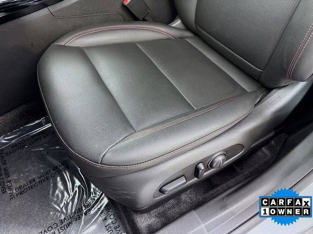 Used 2025 Chevrolet Trax RS w/ Driver Confidence Package FWD image 18