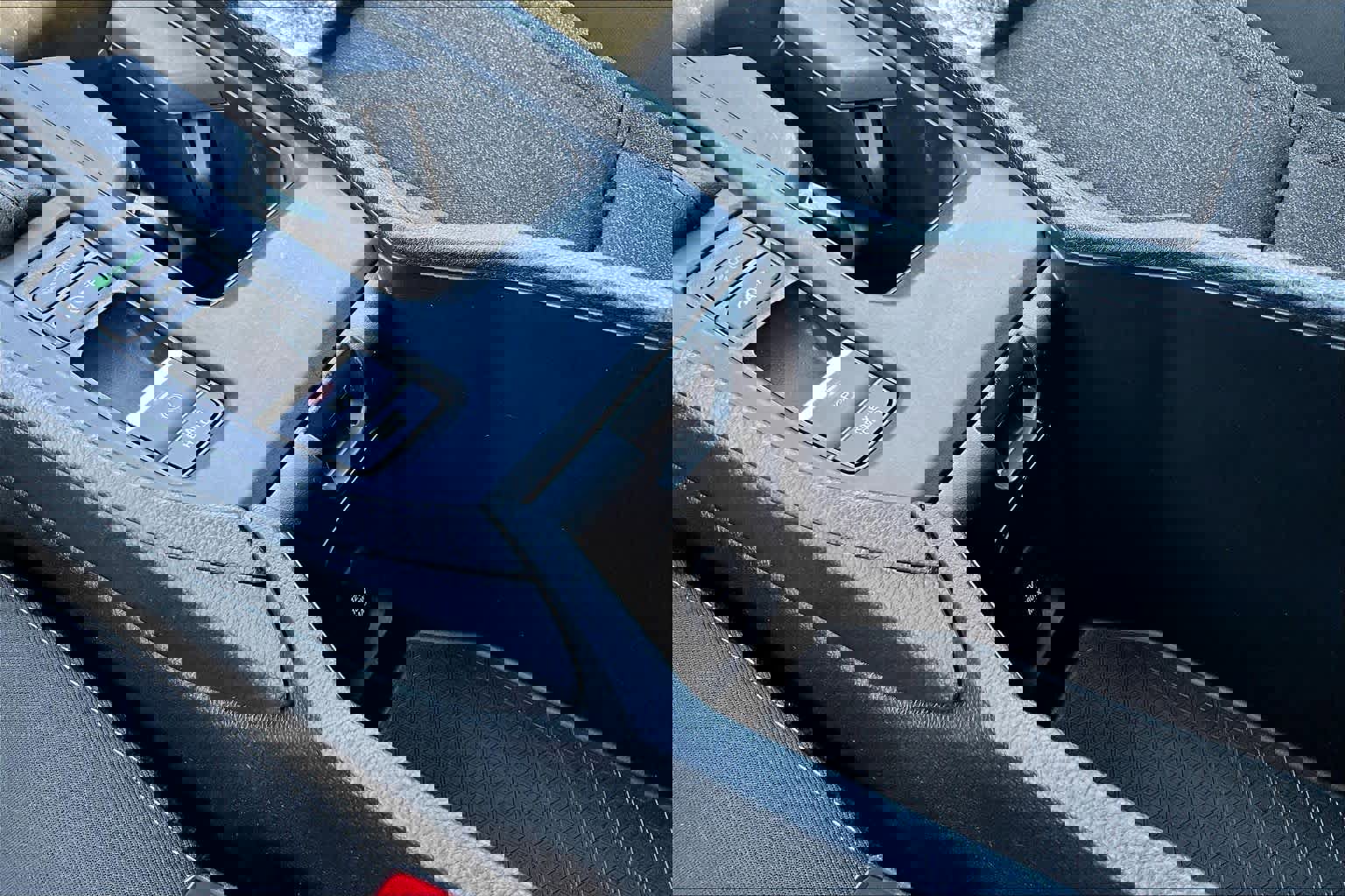 Used 2023 Honda Accord EX image 31