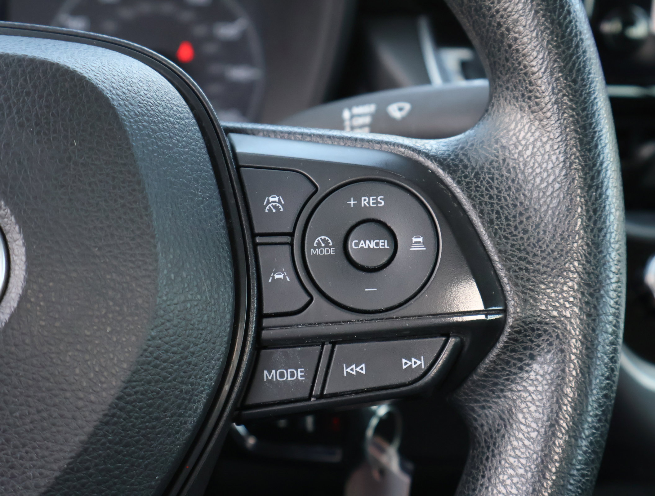 Used 2024 Toyota Corolla LE FWD image 13
