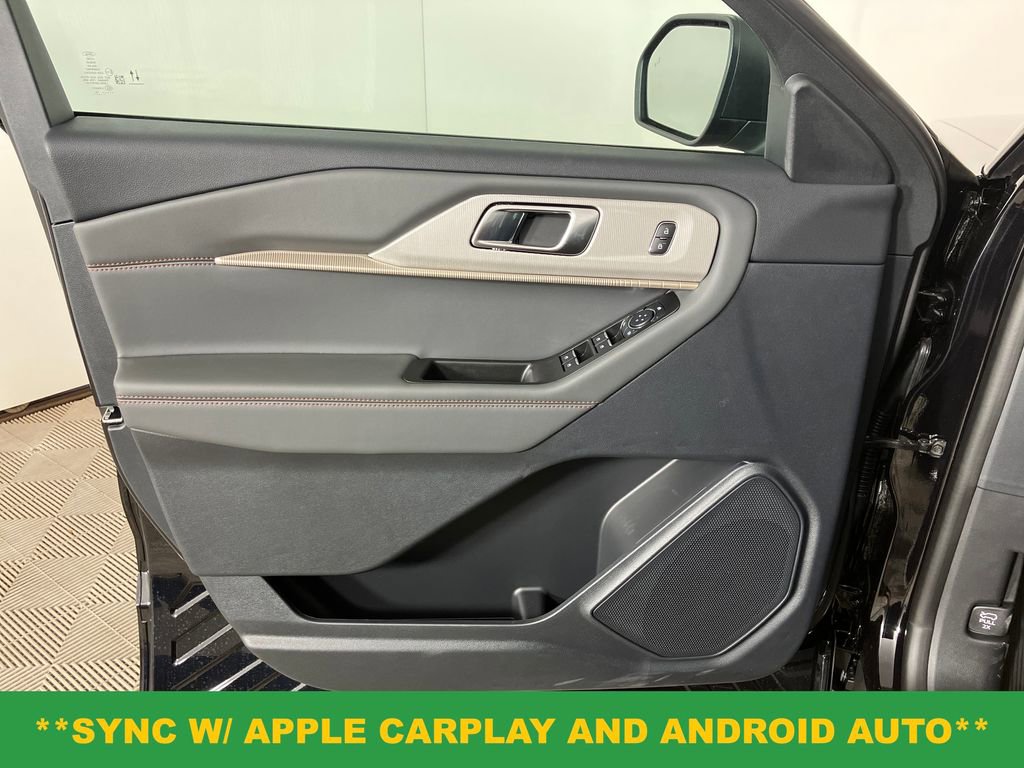 New 2026 Ford Explorer Active RWD image 22