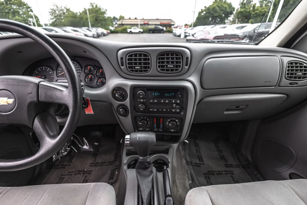 Used 2008 Chevrolet TrailBlazer 4WD image 22