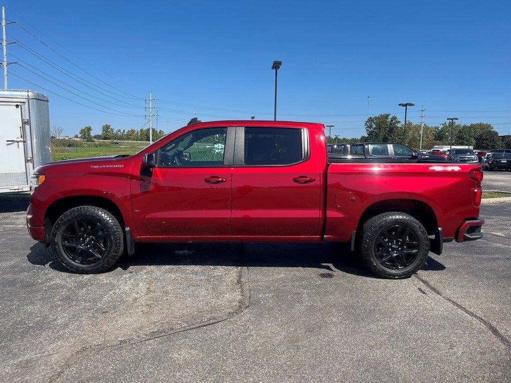 Certified 2023 Chevrolet Silverado 1500 RST image 4