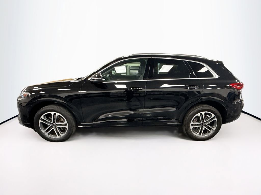 Used 2025 Audi Q5 Premium Plus w/ Premium Plus AWD/4WD image 8