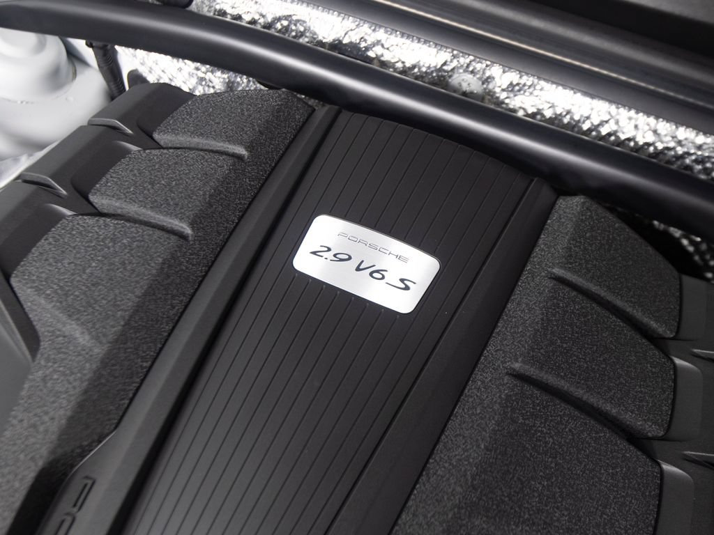 Certified 2026 Porsche Macan S AWD/4WD image 48