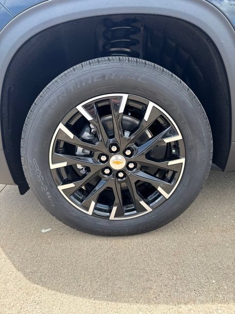 New 2026 Chevrolet Traverse LT w/ Sun and Wheel Package AWD/4WD image 57
