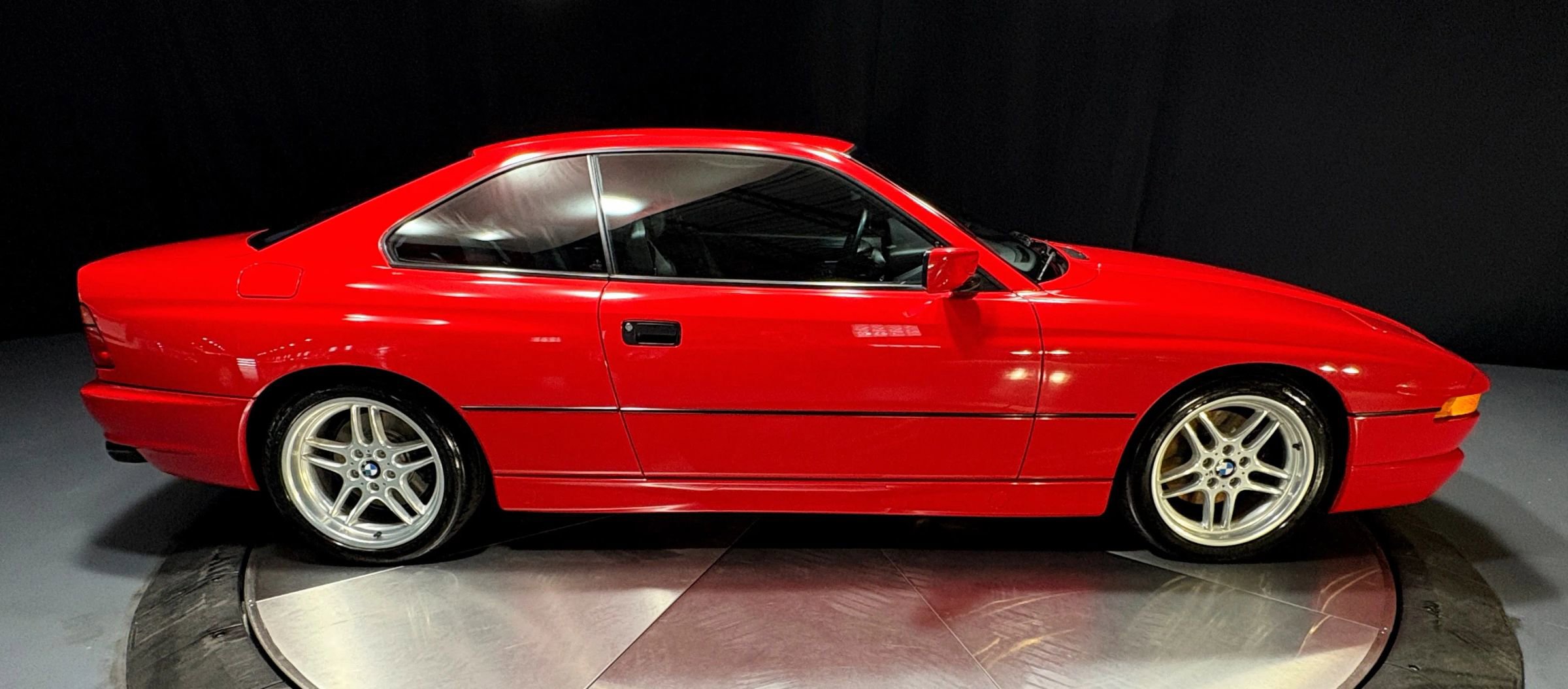 Used 1992 BMW 850i 850i Coupe 2D image 2