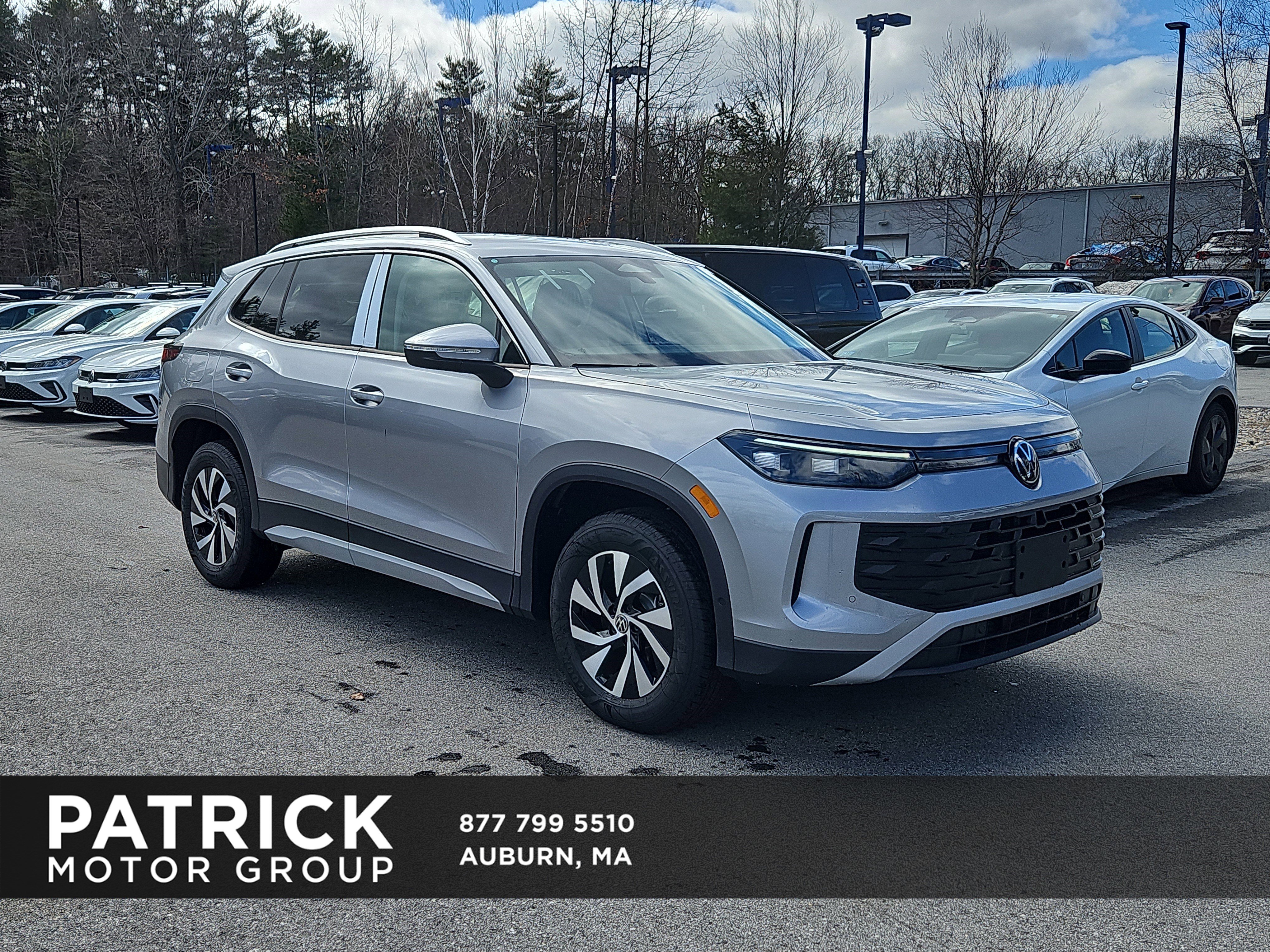 New 2025 Volkswagen Tiguan S image 1