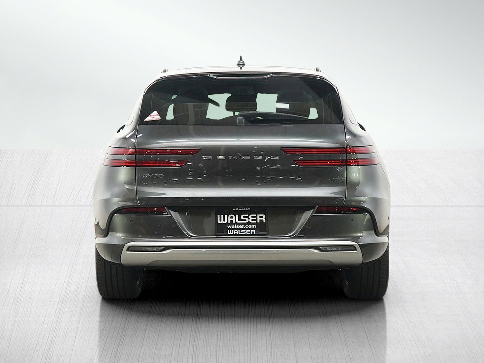 Used 2023 Genesis Electrified GV70 AWD/4WD image 4