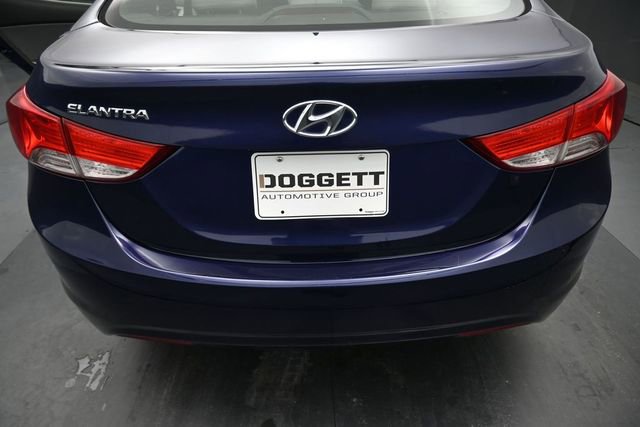 Used 2013 Hyundai Elantra GLS w/ Preferred Pkg FWD image 2