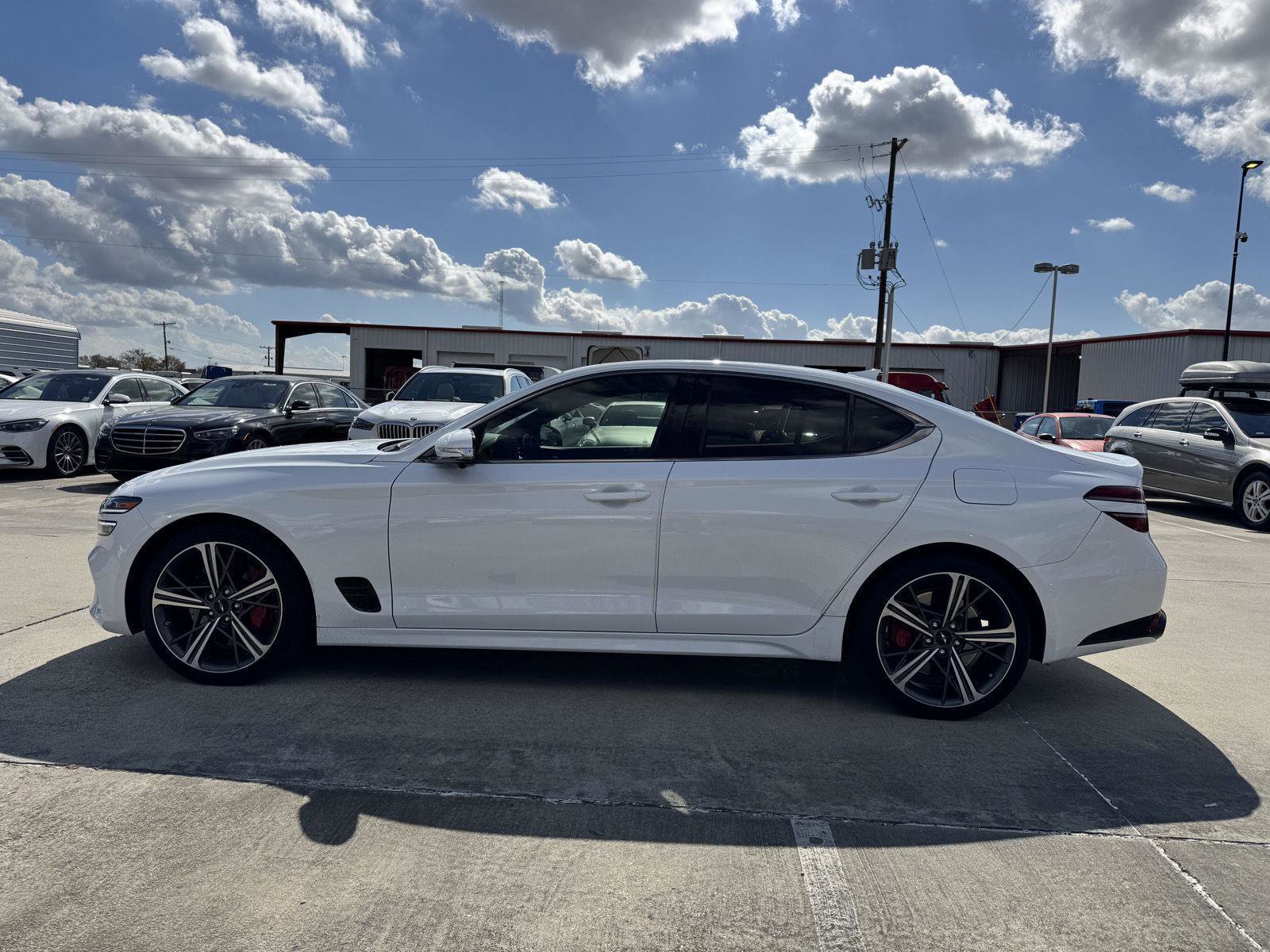 Used 2024 Genesis G70 3.3T Advanced w/ Sport Prestige Package image 16