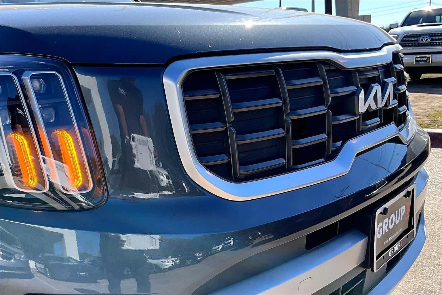 Used 2024 Kia Telluride S image 28