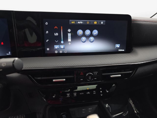 New 2027 Nissan Kicks SR w/ SR Premium Package FWD image 25