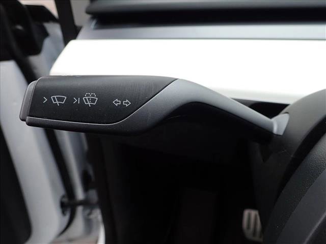 Used 2023 Tesla Model Y Performance AWD/4WD image 14