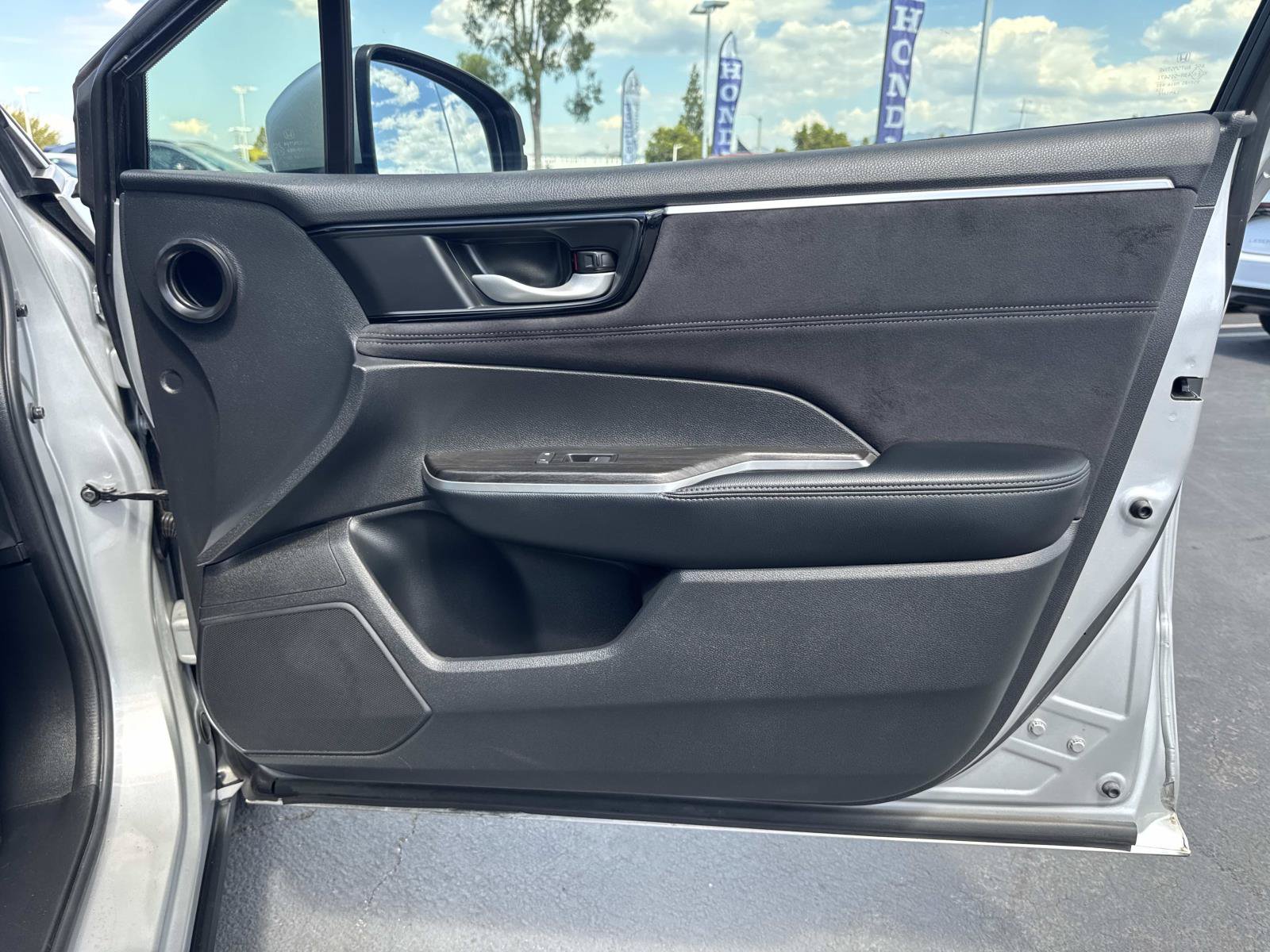 Certified 2019 Honda Clarity Touring image 35