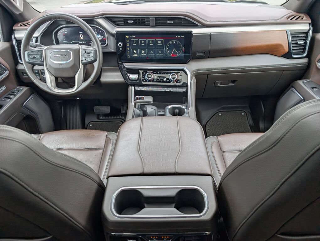 Certified 2024 GMC Sierra 1500 Denali w/ Denali Reserve Package AWD/4WD image 11