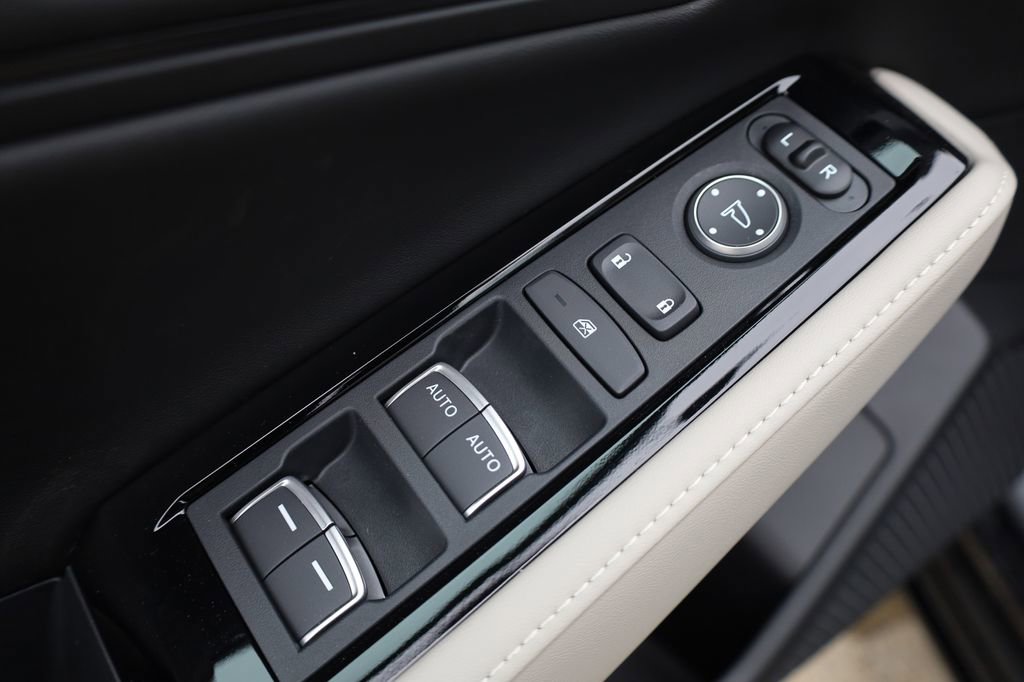 New 2025 Honda Accord Touring image 11