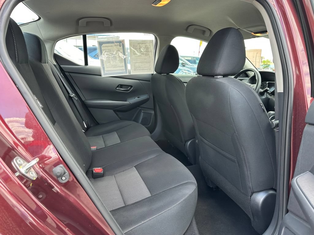 Used 2024 Nissan Sentra SV FWD image 12