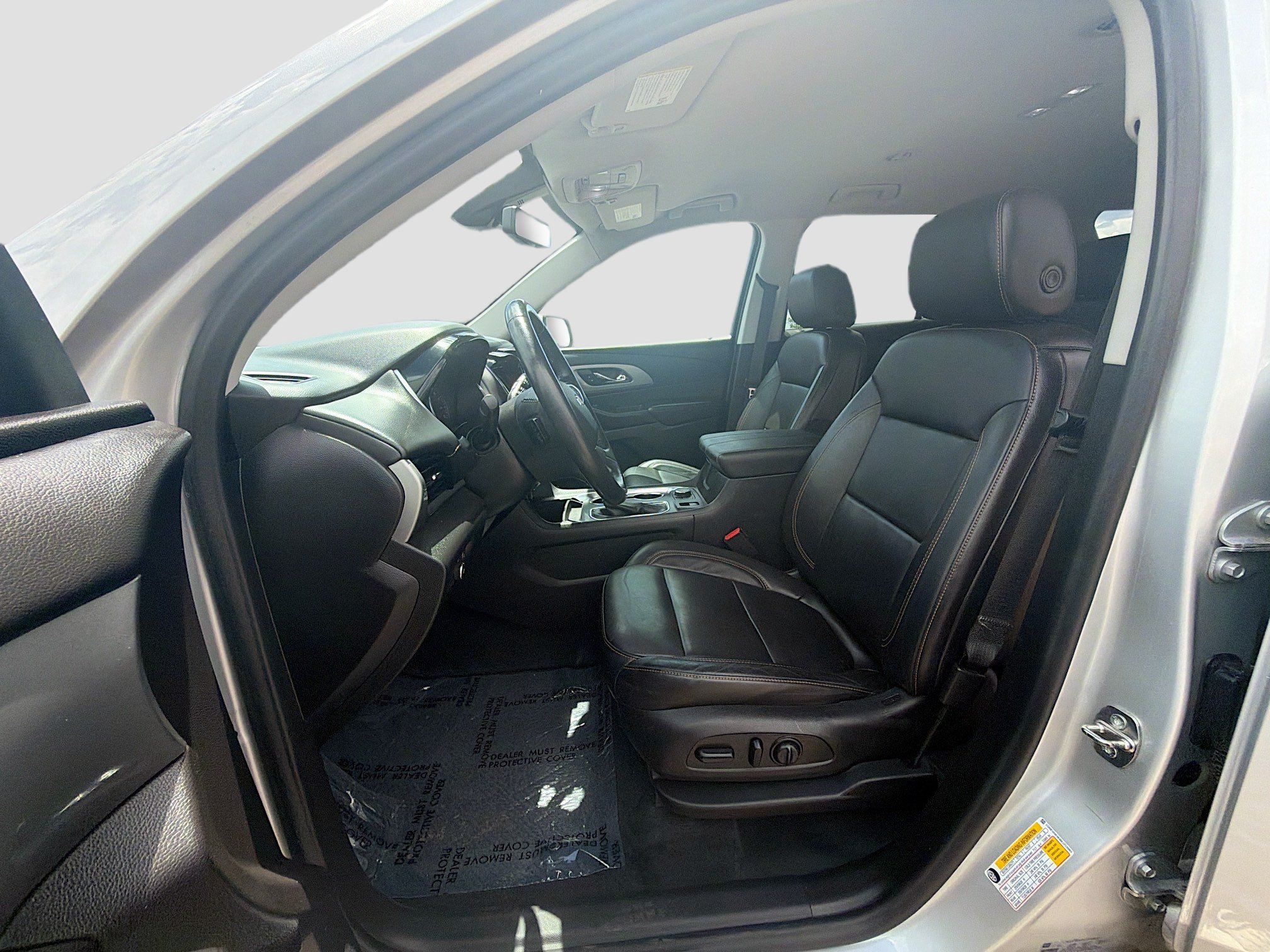 Used 2021 Chevrolet Traverse LT w/ LT Premium Package AWD/4WD image 13
