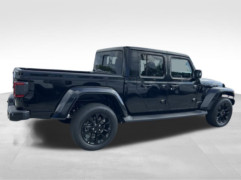 Used 2022 Jeep Gladiator Overland image 7