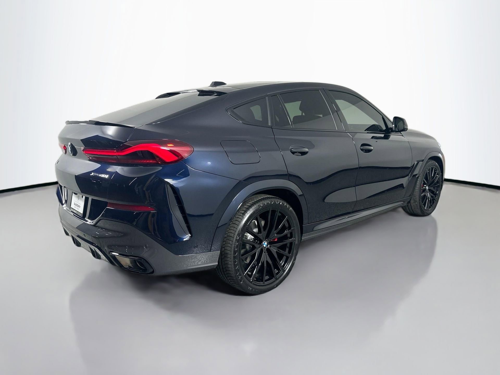 New 2026 BMW X6 xDrive40i w/ Executive Package image 5