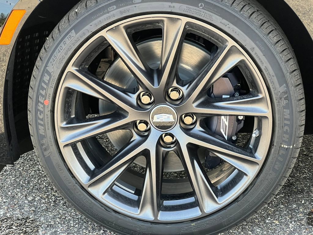 New 2026 Cadillac CT5 V AWD/4WD image 8