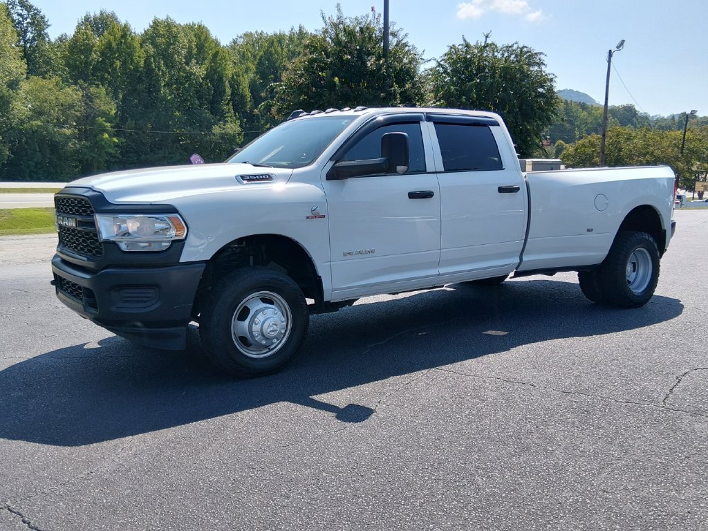 Used 2022 RAM 3500 Tradesman AWD/4WD image 8