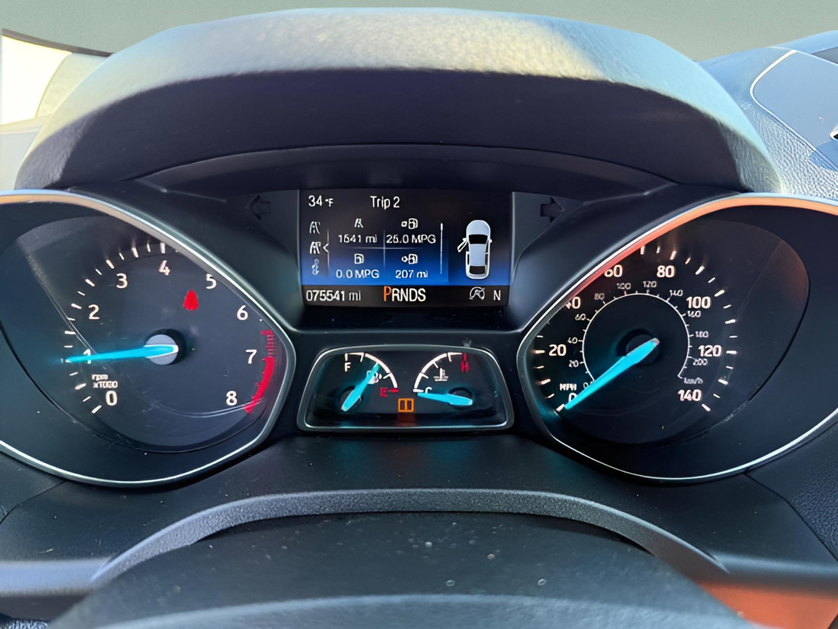 Used 2017 Ford Escape SE AWD/4WD image 25