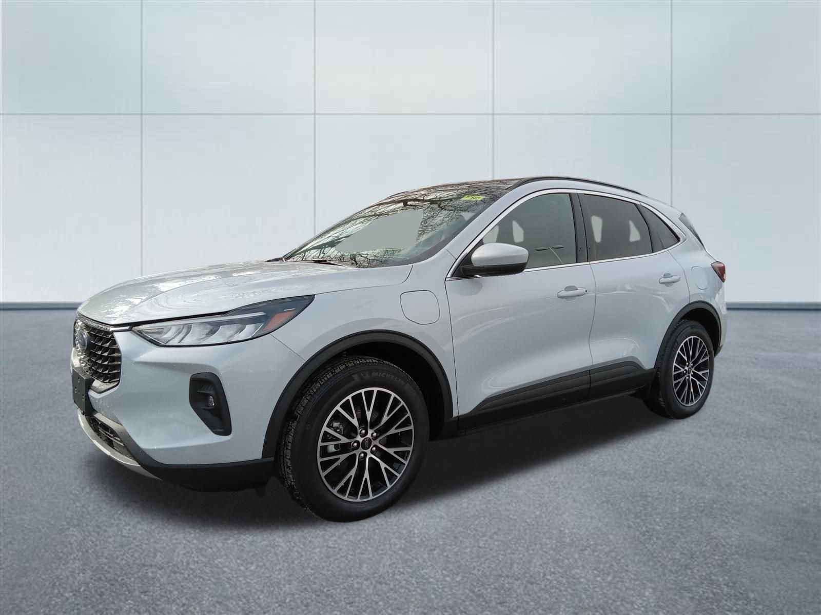 Used 2025 Ford Escape SE