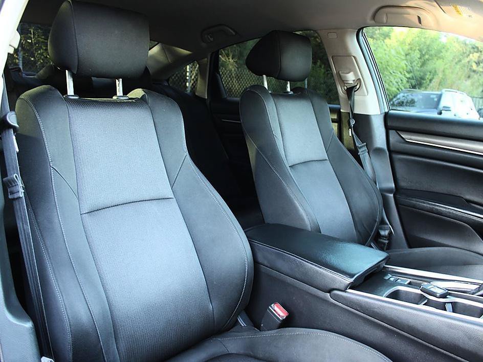 Used 2018 Honda Accord LX image 24
