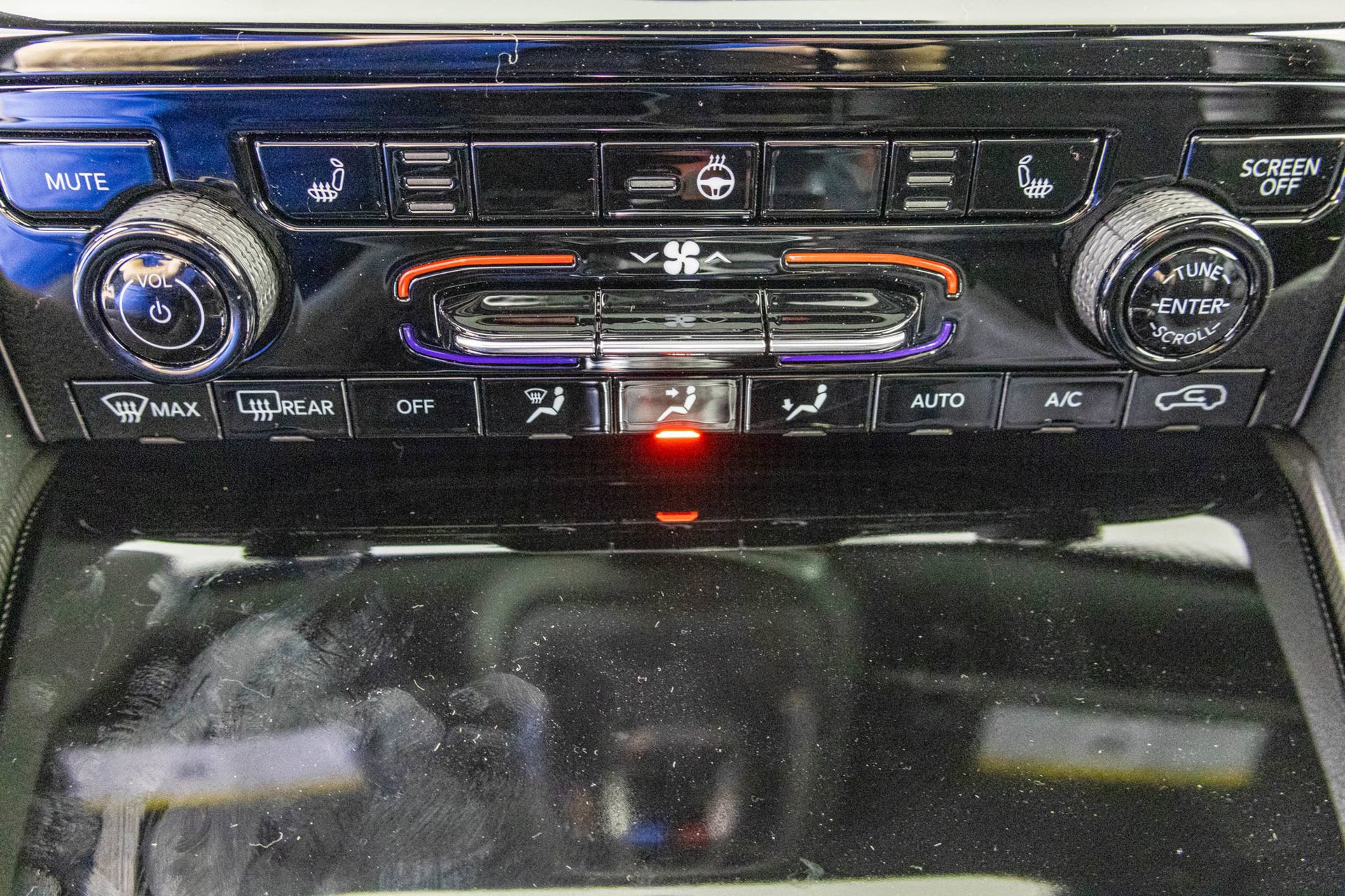 New 2025 Jeep Grand Cherokee L Altitude image 25