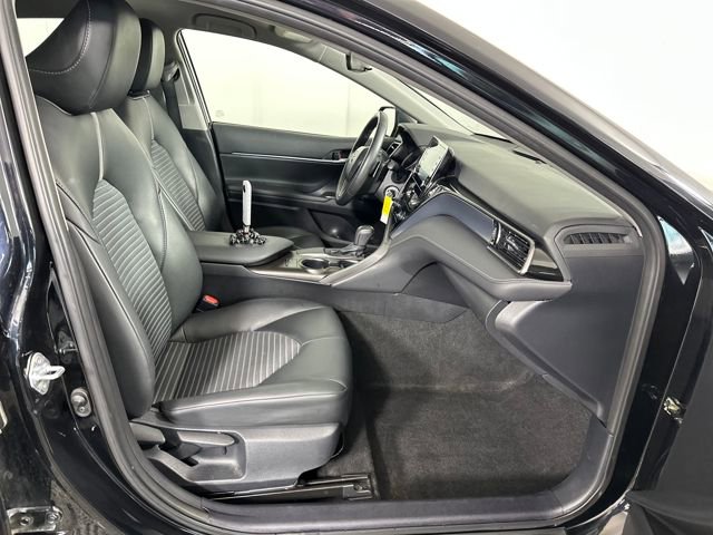 Used 2024 Toyota Camry SE image 28