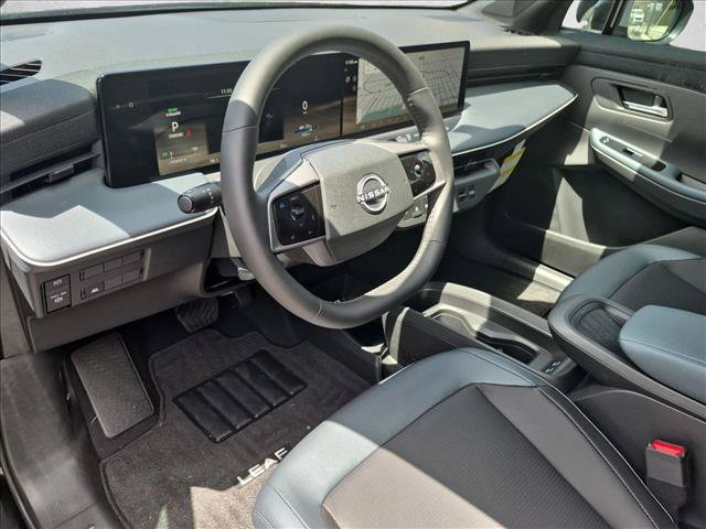 New 2026 Nissan Leaf SV+ w/ Floor Mat Package (SV+) FWD image 3