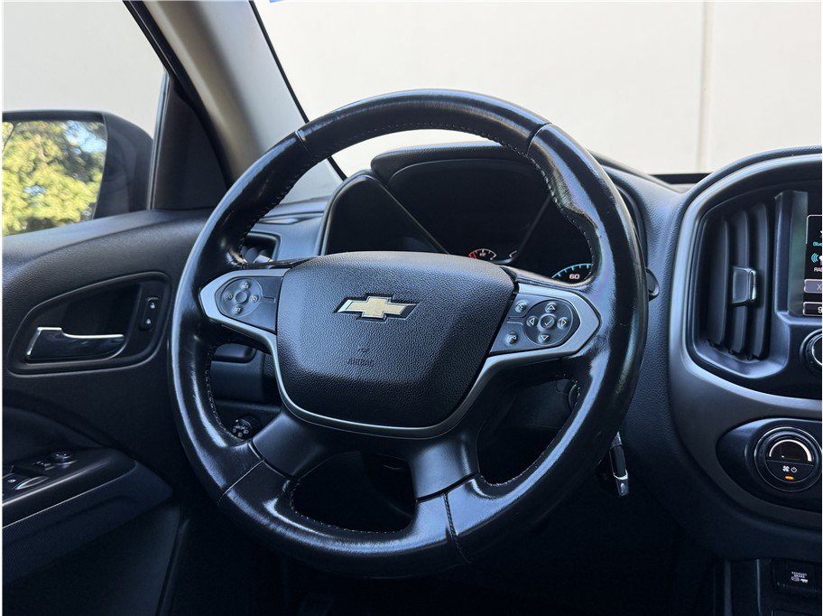 Used 2016 Chevrolet Colorado Z71 AWD/4WD image 9