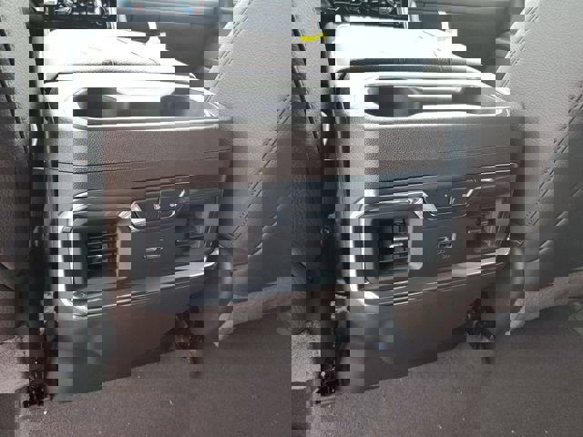 New 2026 GMC Sierra 1500 Denali w/ Denali Reserve Package image 17