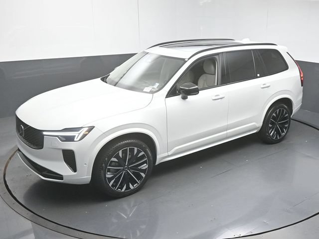 Certified 2026 Volvo XC90 B6 Ultra w/ Protection Package Premier AWD/4WD image 45