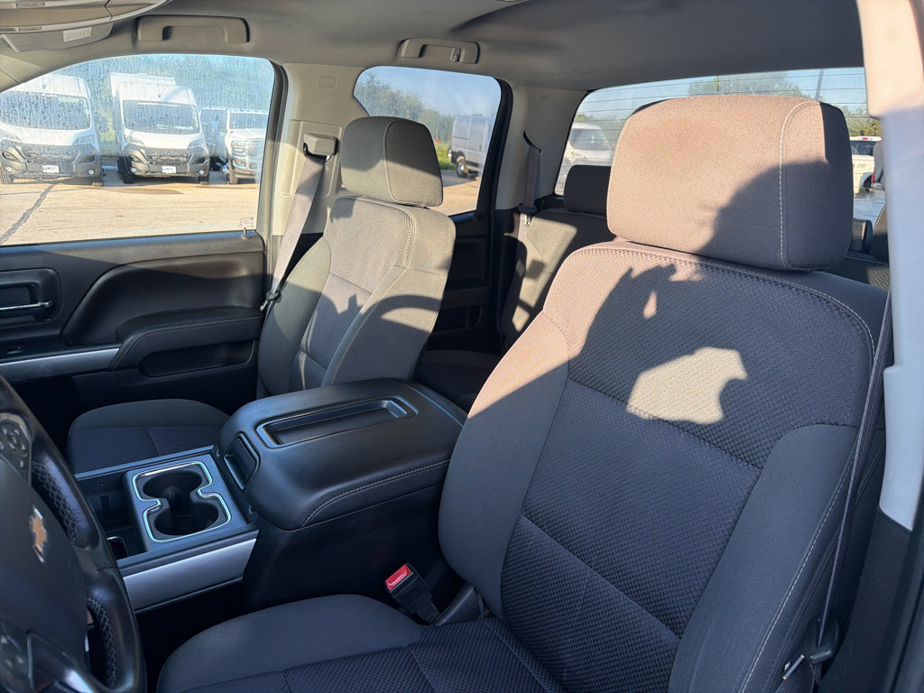 Used 2015 Chevrolet Silverado 2500 LT w/ LT Convenience Package AWD/4WD image 9