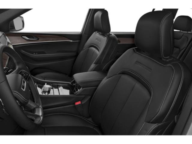 Certified 2021 Jeep Grand Cherokee L Overland w/ Luxury Tech Group IV AWD/4WD image 9