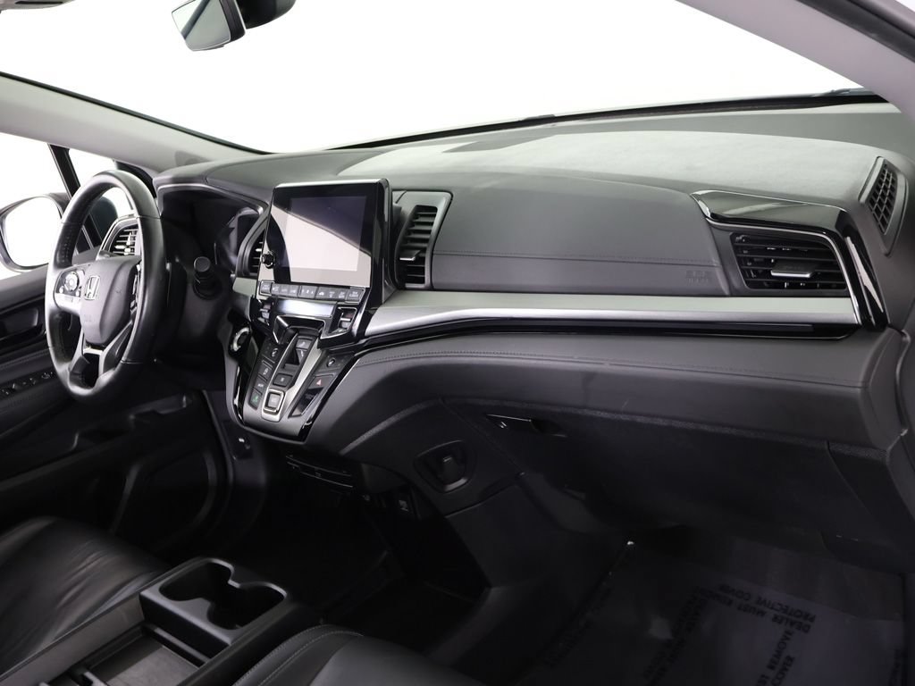 Used 2024 Honda Odyssey Touring image 32