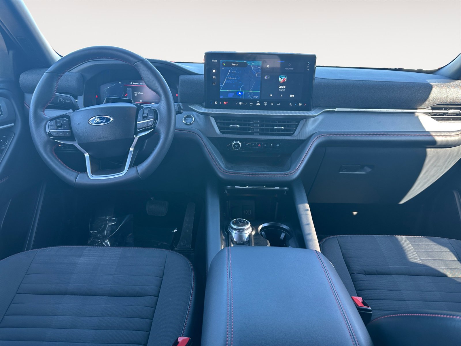 Used 2025 Ford Explorer ST-Line AWD/4WD image 10