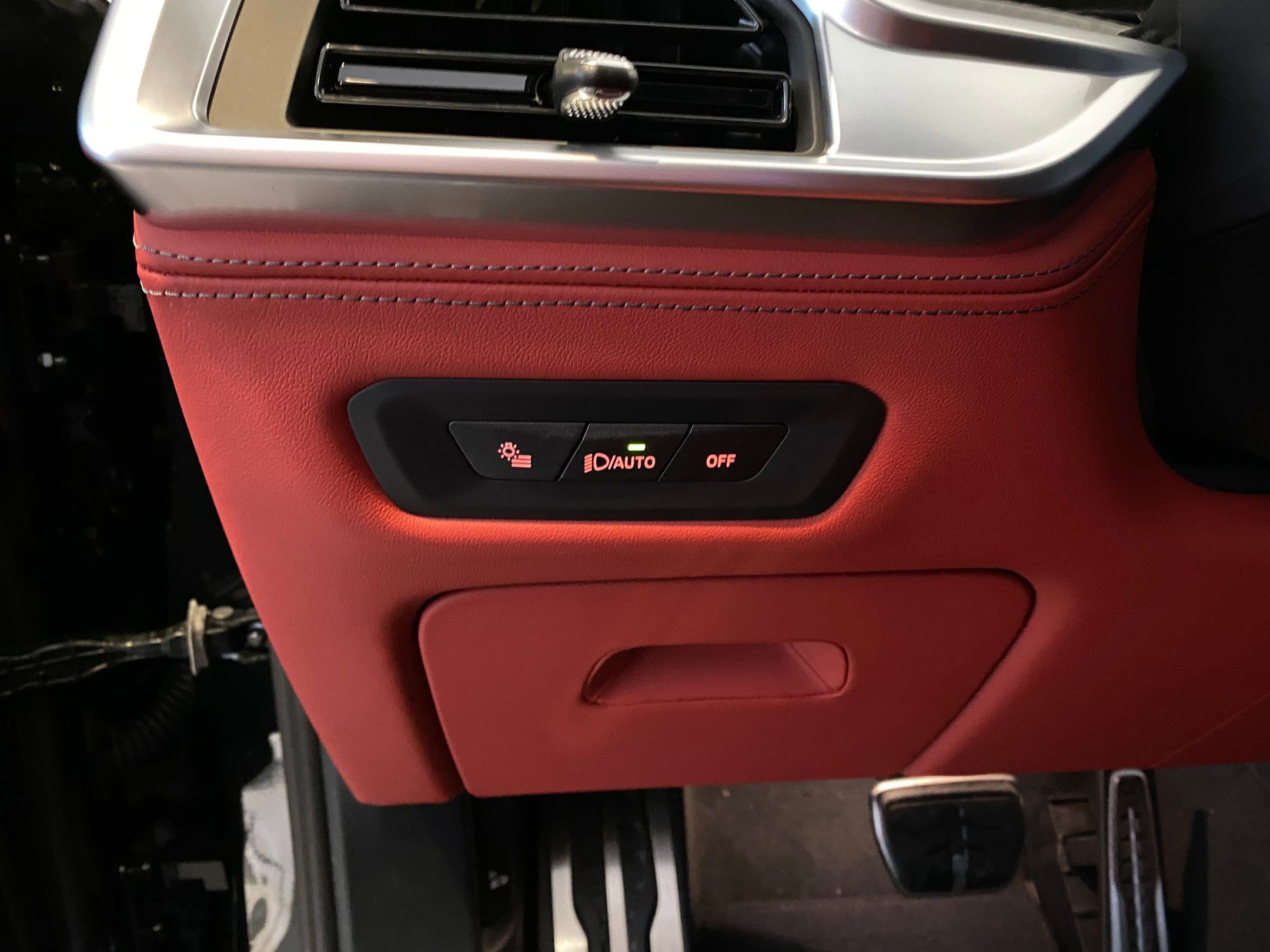 New 2026 BMW X6 M Competition w/ Executive Package image 23