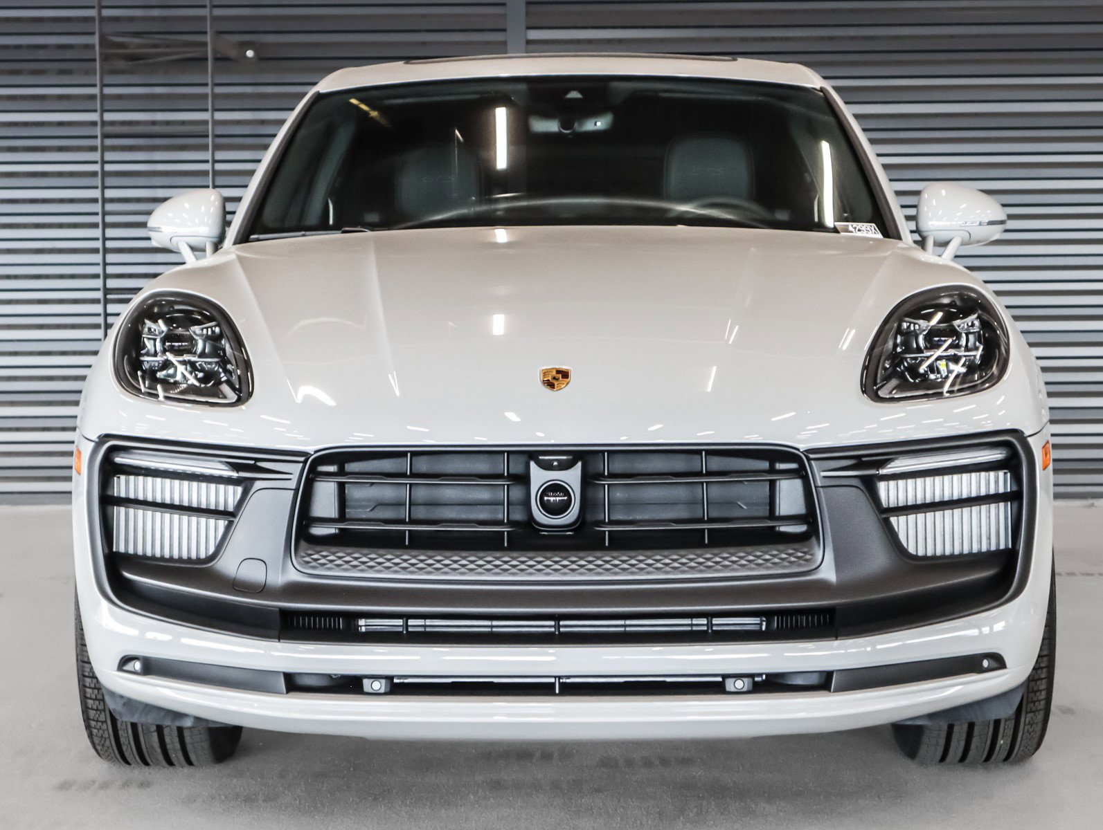 New 2026 Porsche Macan GTS image 8