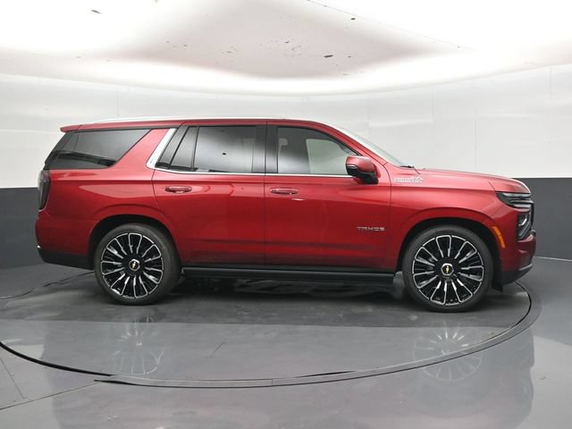 Used 2025 Chevrolet Tahoe High Country AWD/4WD image 2