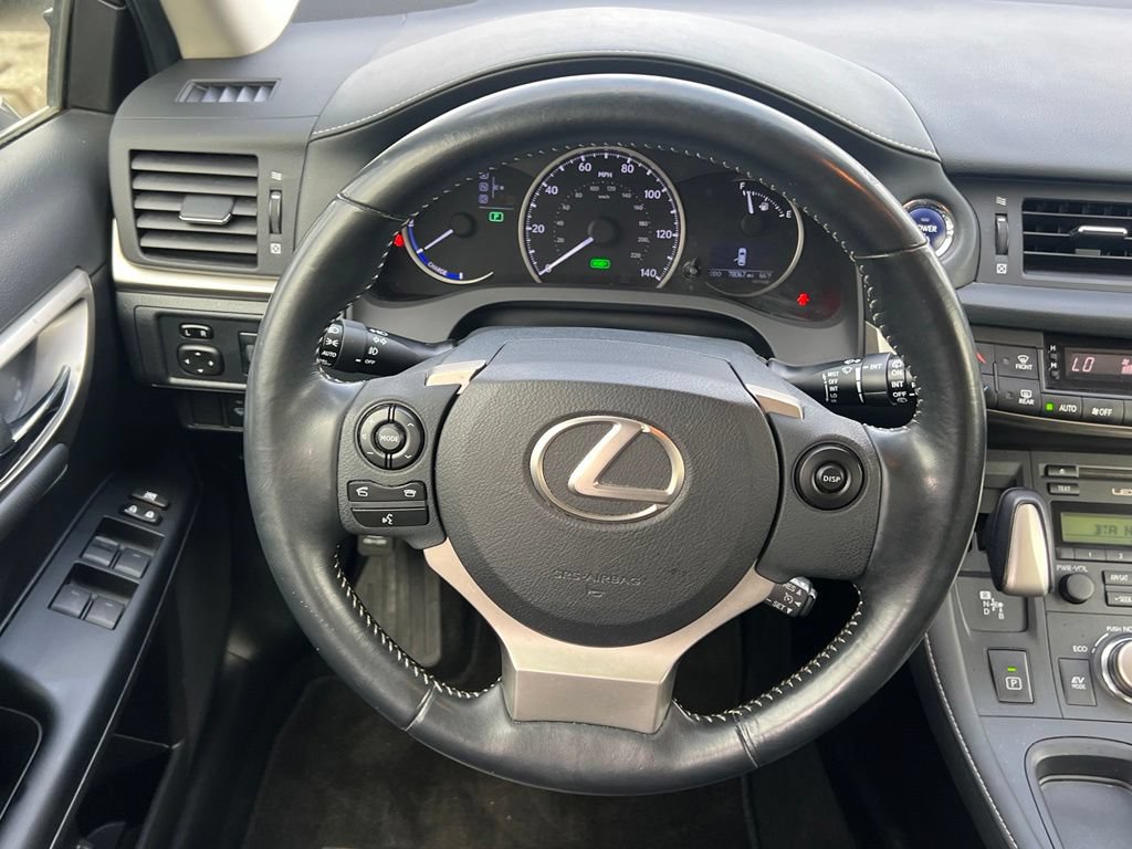 Used 2015 Lexus CT 200h w/ Seat Comfort Package FWD image 23