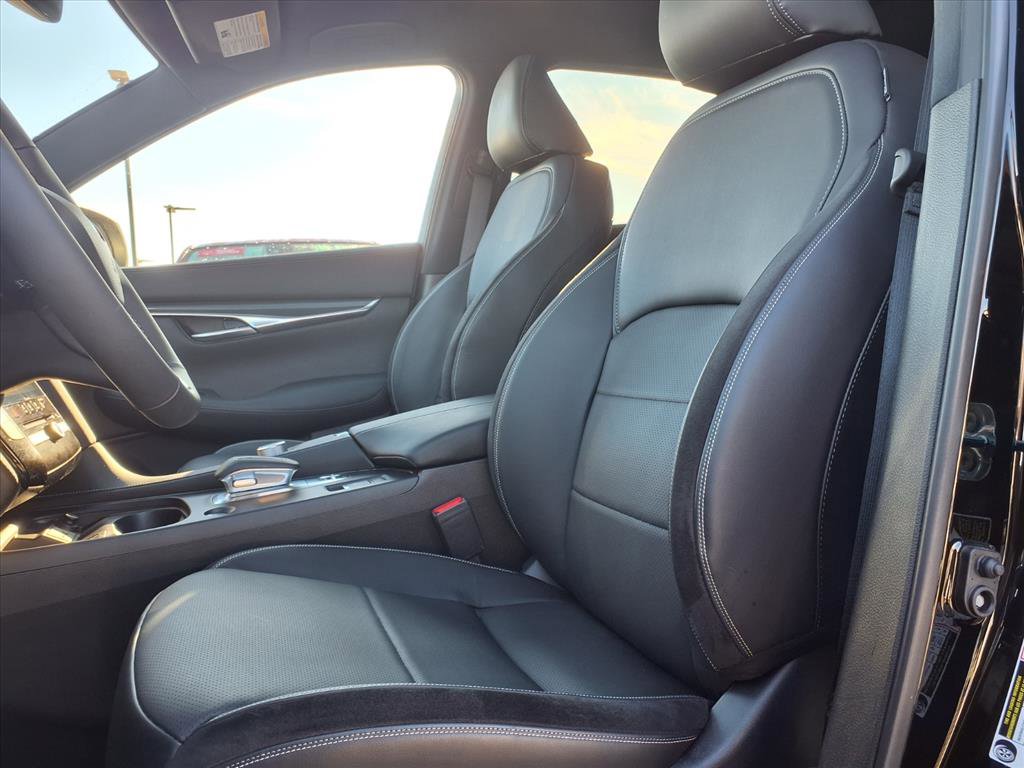 Used 2025 INFINITI QX50 Sport image 6