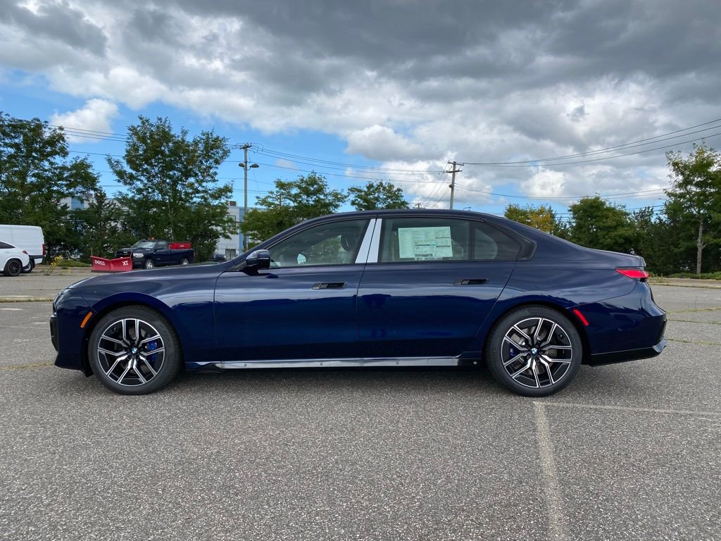 New 2026 BMW 760i xDrive w/ Executive Package image 4