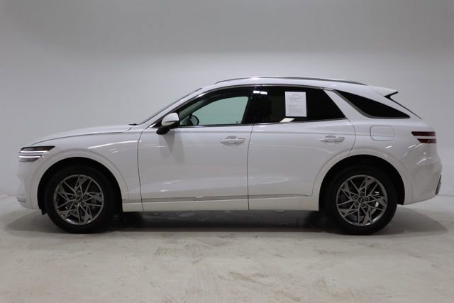 Used 2025 Genesis GV70 2.5T AWD/4WD image 4