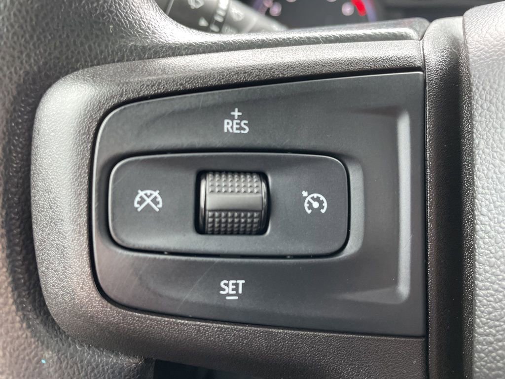 Used 2020 Chevrolet Silverado 1500 Custom w/ Custom Value Package image 14