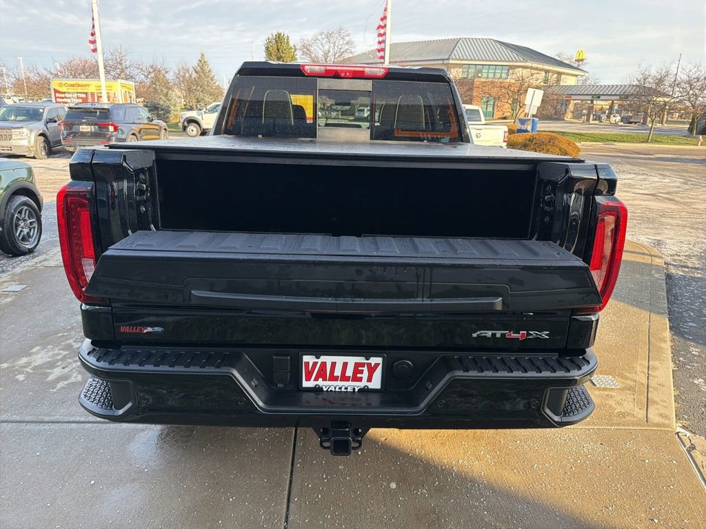 Used 2025 GMC Sierra 1500 AT4X image 41